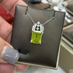 PT900 Diamond + Olivine necklace SO002