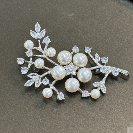 Fresh Water pearl brooch BB008