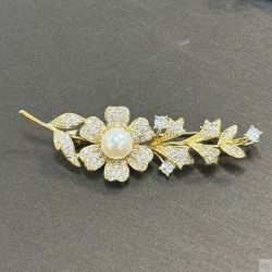 Fresh Water pearl brooch BB009